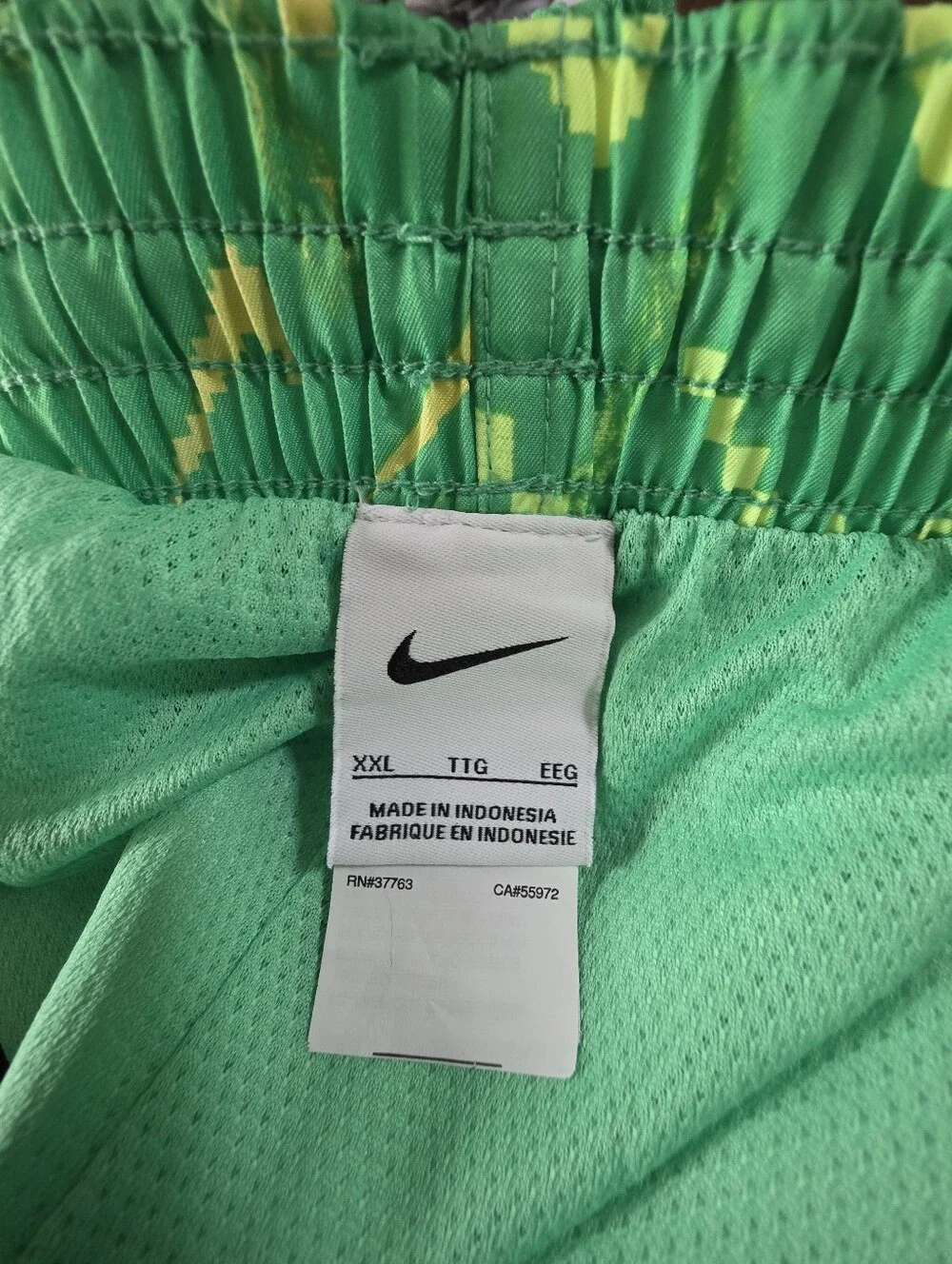 Nike Green Geometric Swim Trunks,  Pockets, Drawstring, XXL Mens